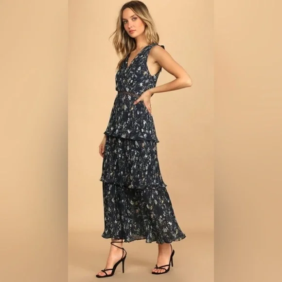 Lulu's Navy Floral Tiered Maxi Dress with Black Shoulder Ties - Picture 10 of 15